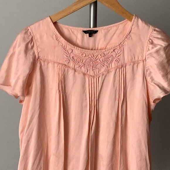 💯% Silk Top (Large) - Picture 2 of 11